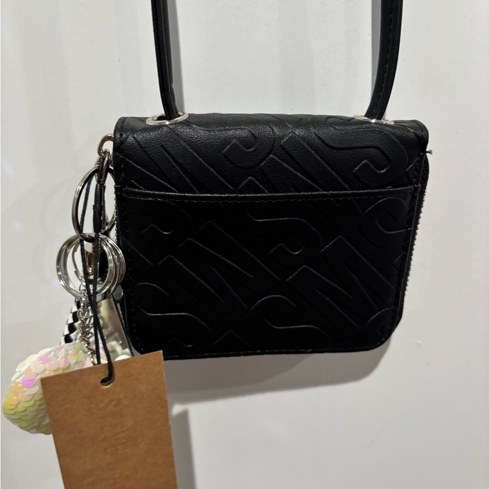 Steve Madden Bchappy Small Black Wallet/Crossbody Bag with charms - Picture 4 of 8